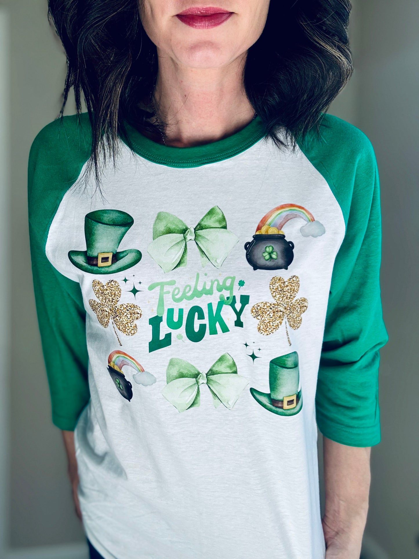 Feeling Lucky ๐ Raglan